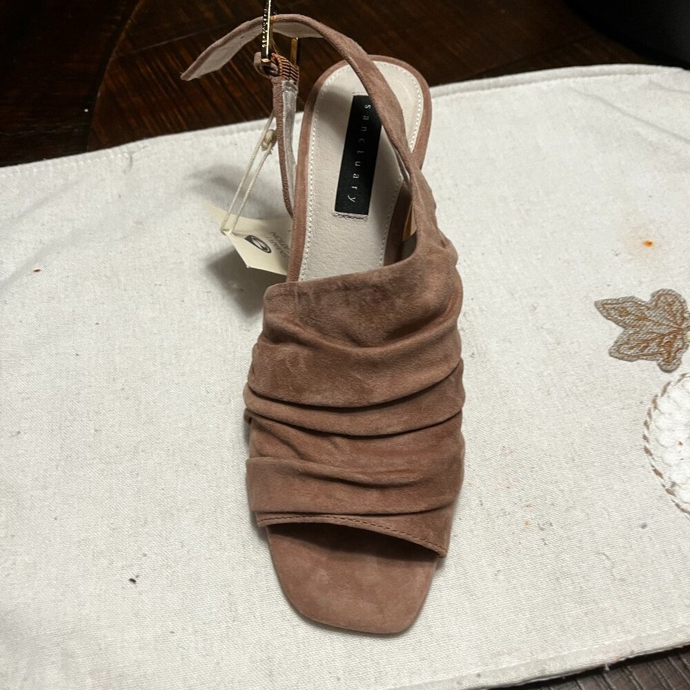 Sanctuary heels brand new with tags.  They are a size 71/2 and very classy.